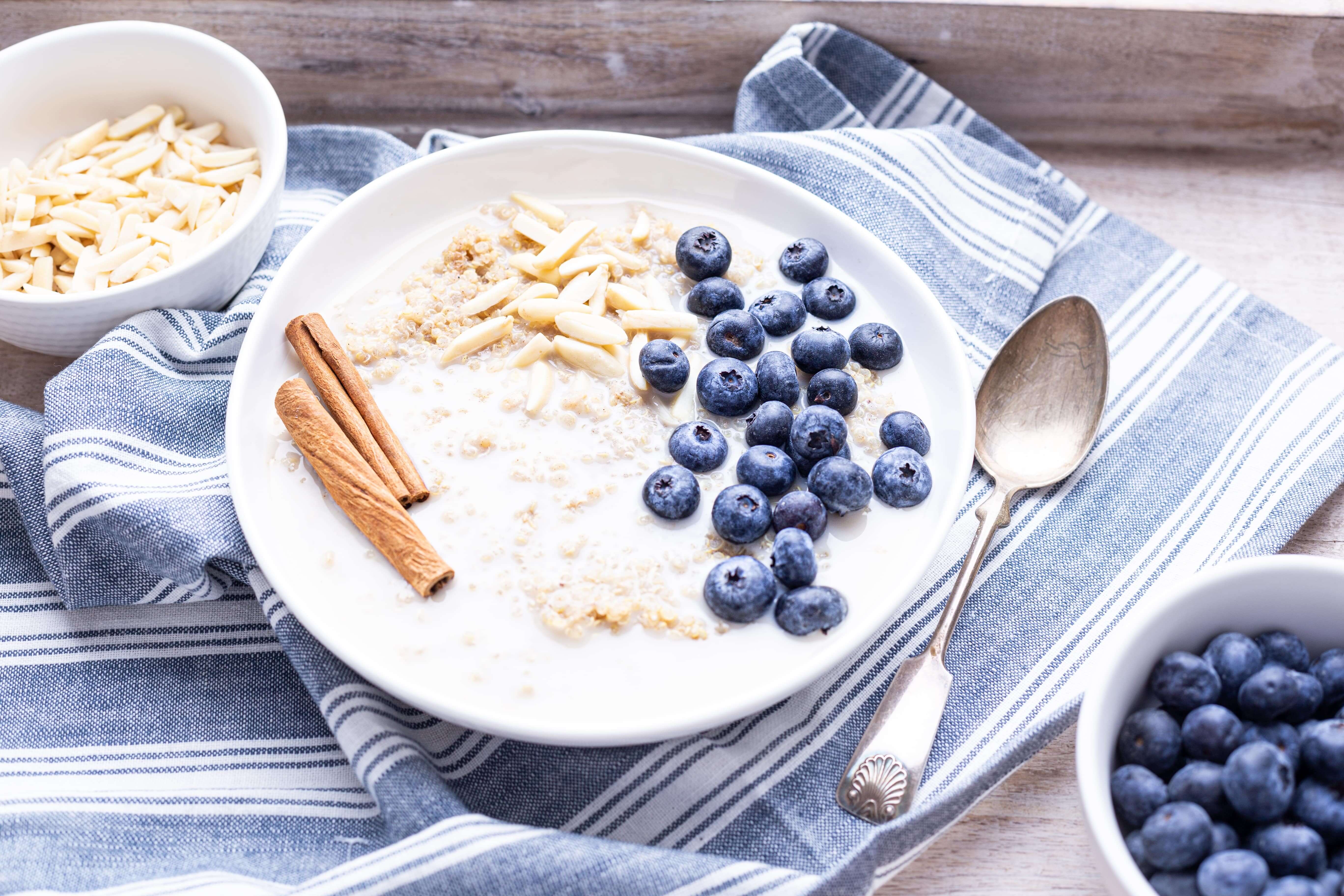 Quinoa Blueberry Porridge – Essential Sports Nutrition