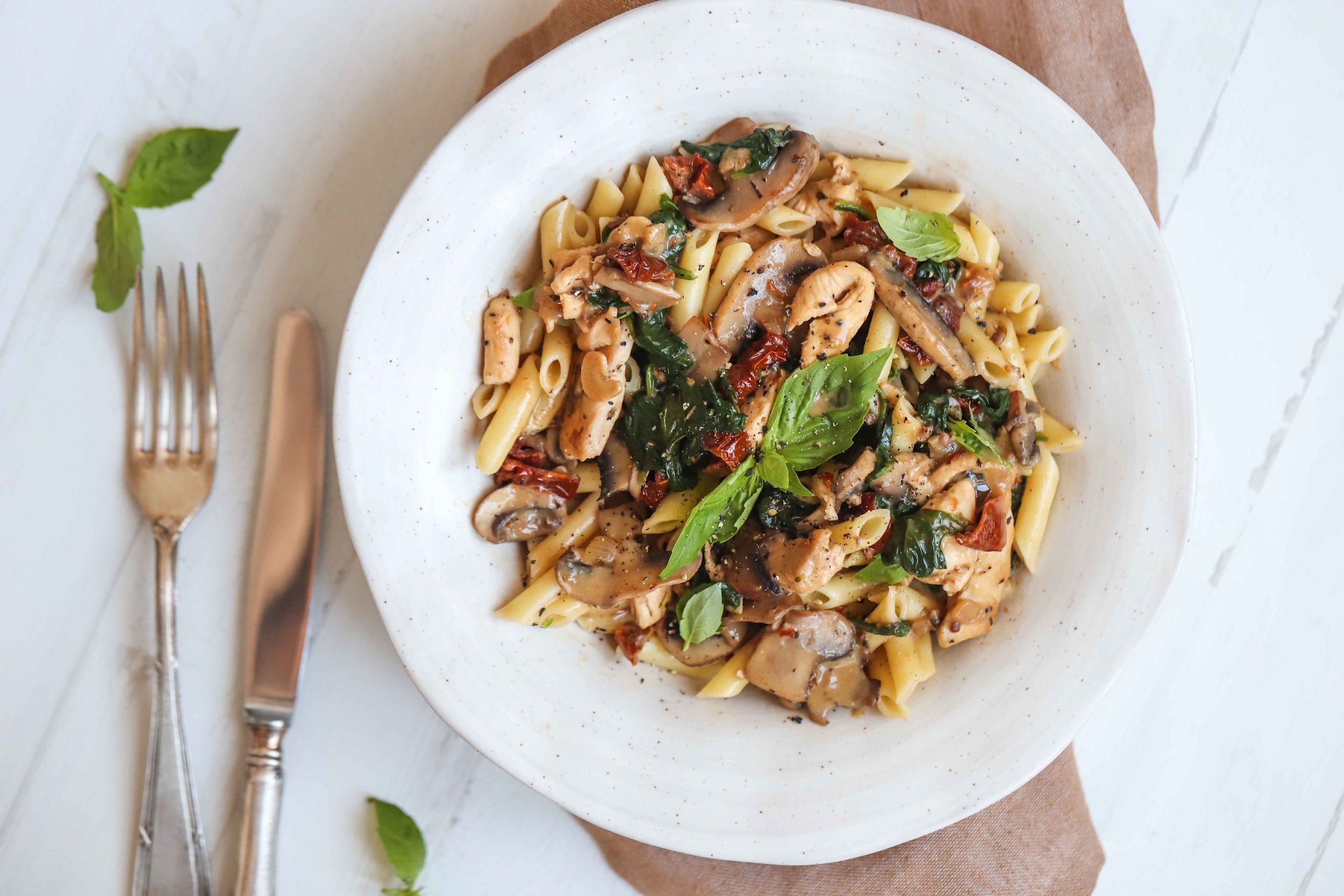 Creamy Chicken, Mushroom & Tomato Pasta – Essential Sports Nutrition