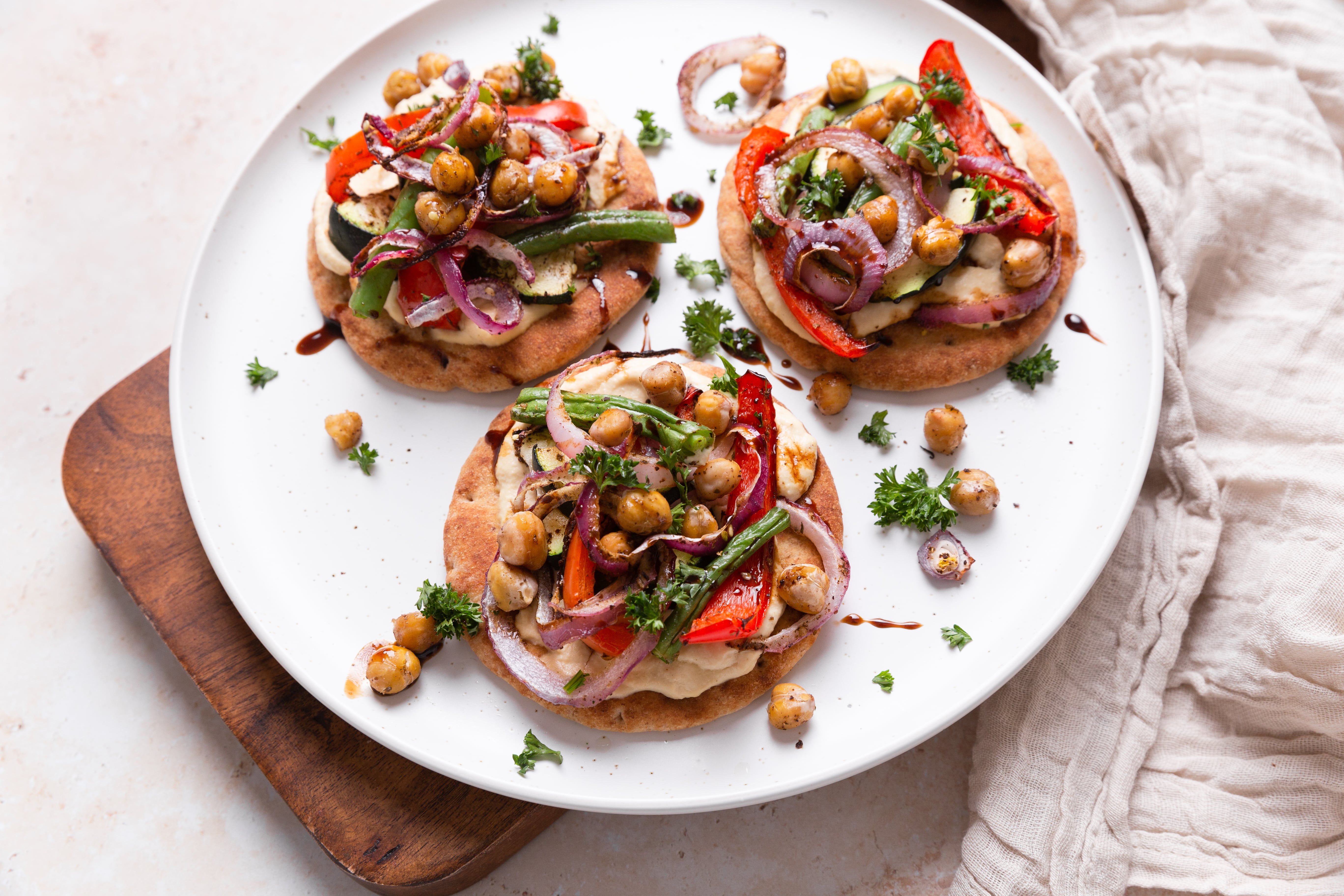 Roasted Za'atar Veggie Flatbread – Essential Sports Nutrition