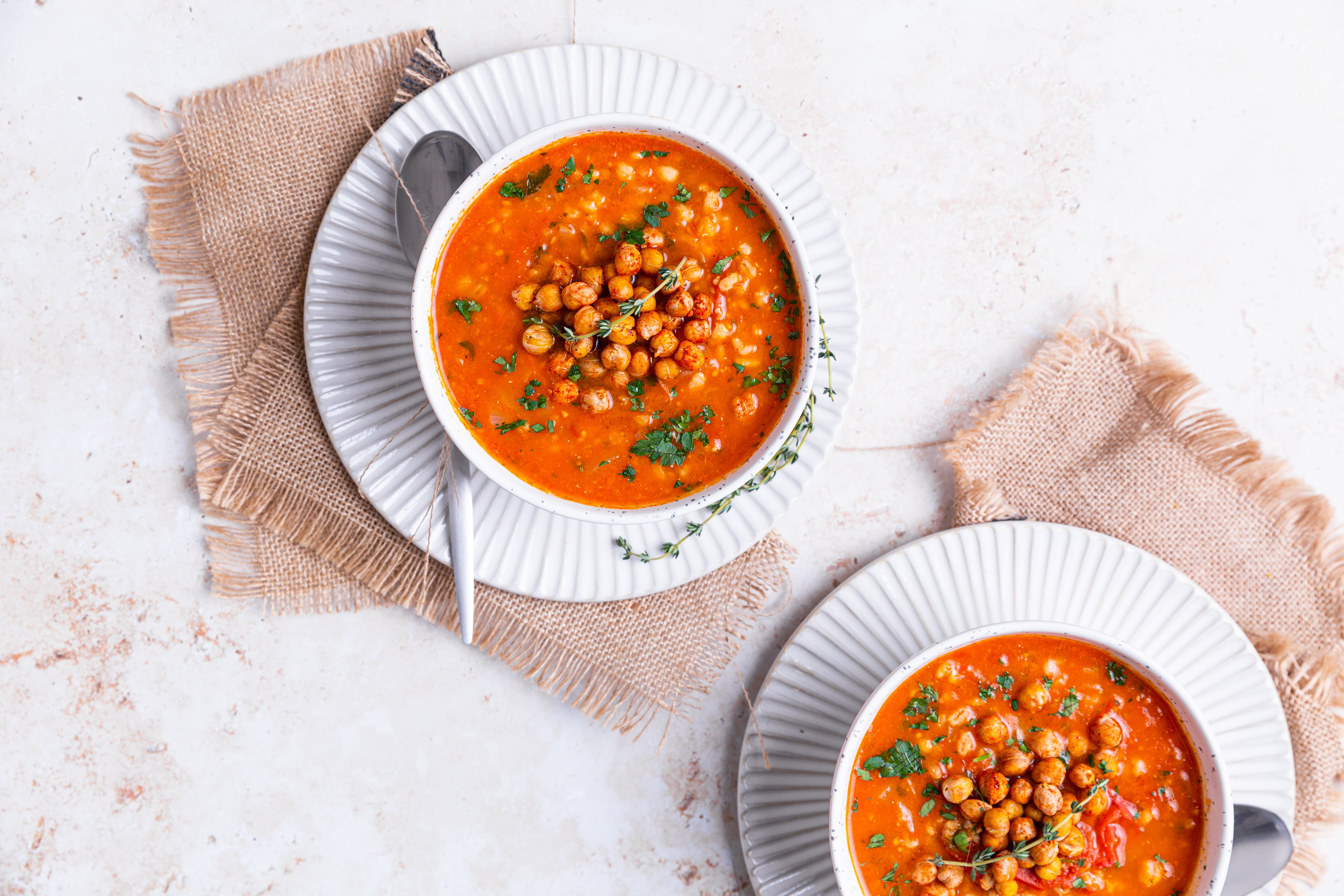 Essential Sports Nutrition – Roasted Tomato & Barley Soup